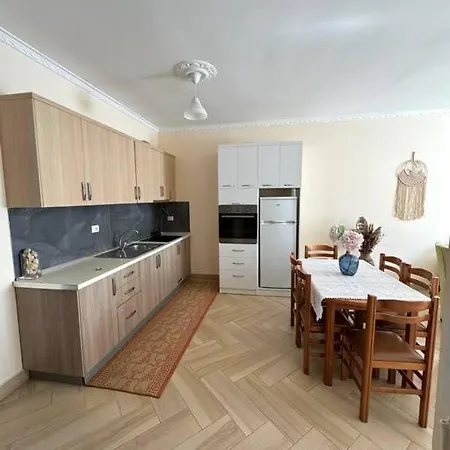 Amexa 2 * Vlorë